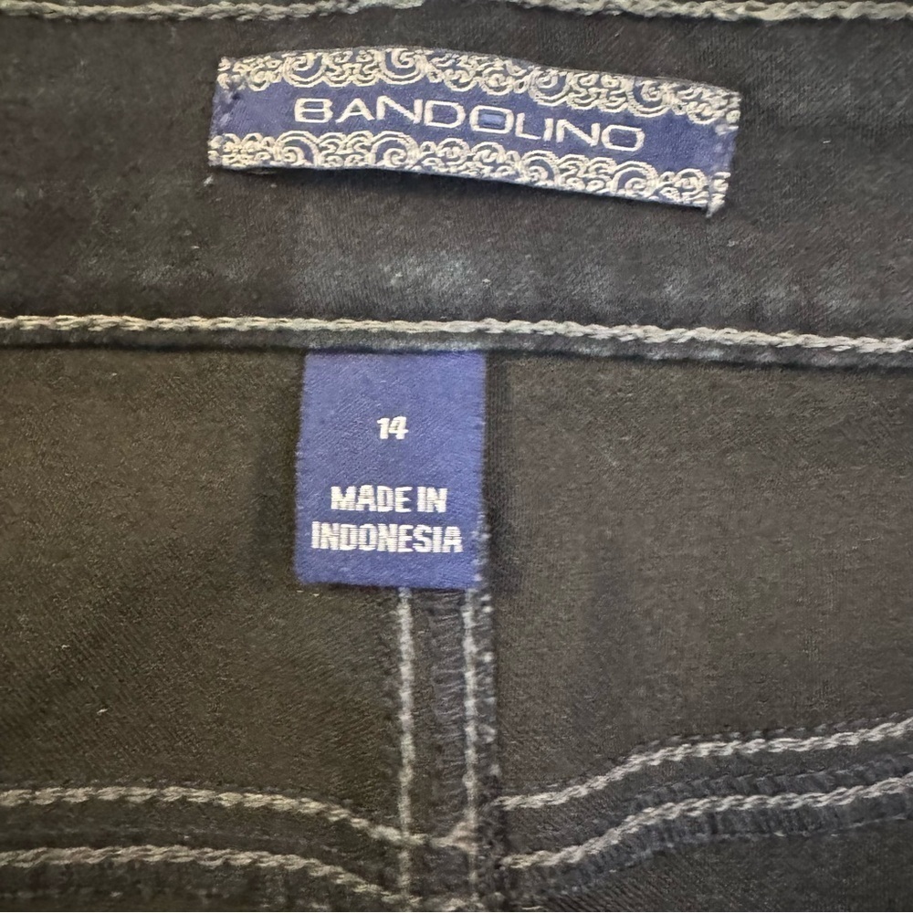 Bandolino Slightly Tapered Leg Black Jeans - Picture 5 of 7